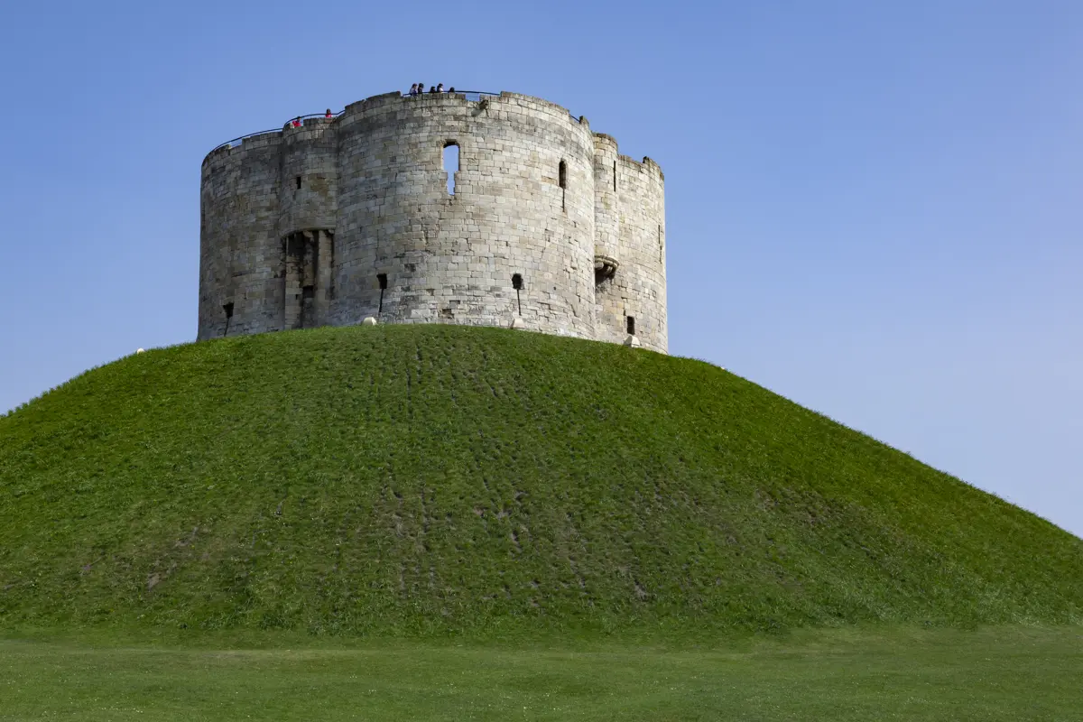 Clifford's Tower coach trips